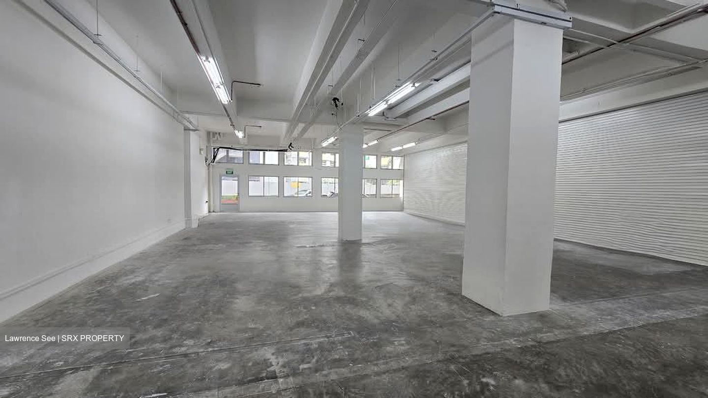 Kin Building (D13), Factory #558113951